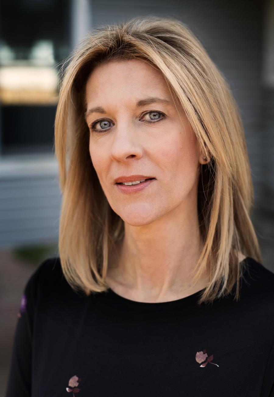 Portretfoto Stephanie Kelton
