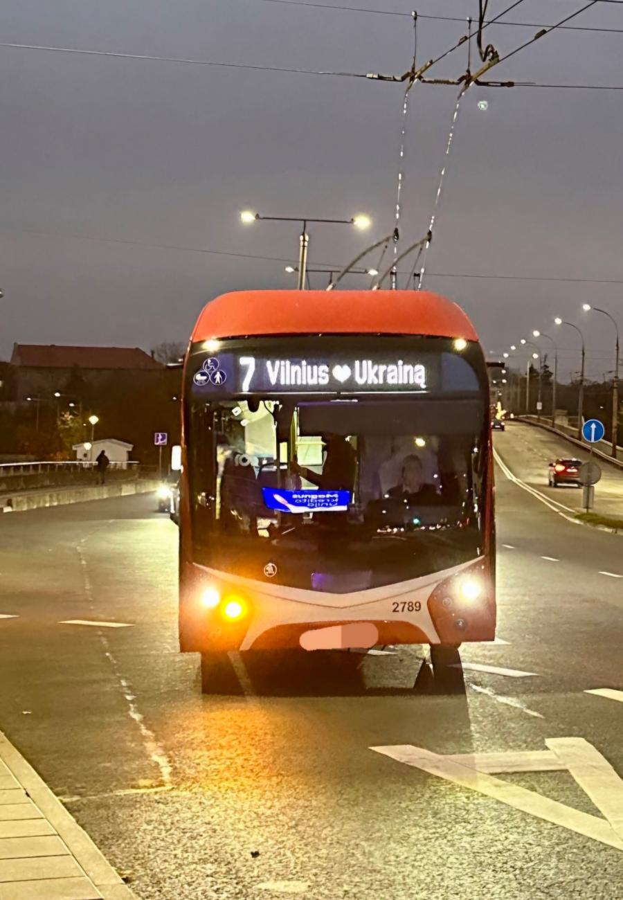 trolleybus Vilnius loves Ukraine
