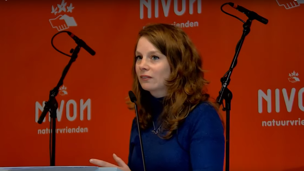 Noortje Thijssen houdt de Koos Vorrinklezing